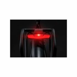 AXA Juno Battery Auto Off éclairage Arrière -Pneus et chambres à air Soldes 0D6789707D87E06C4B9BC97C3422BA87